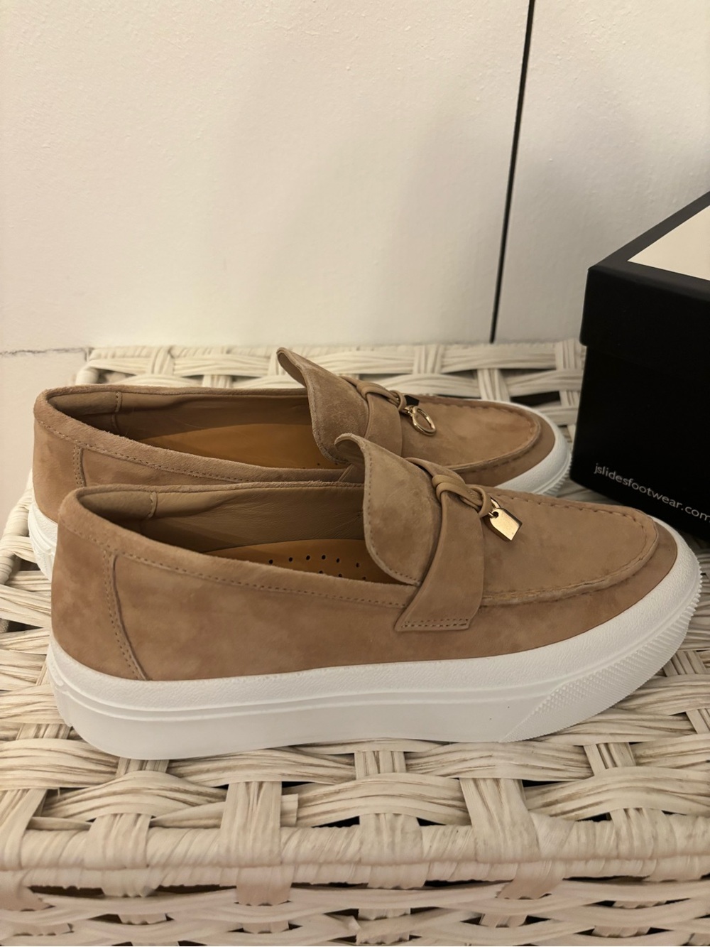 J slides loafers size 6.5 new w box color tan